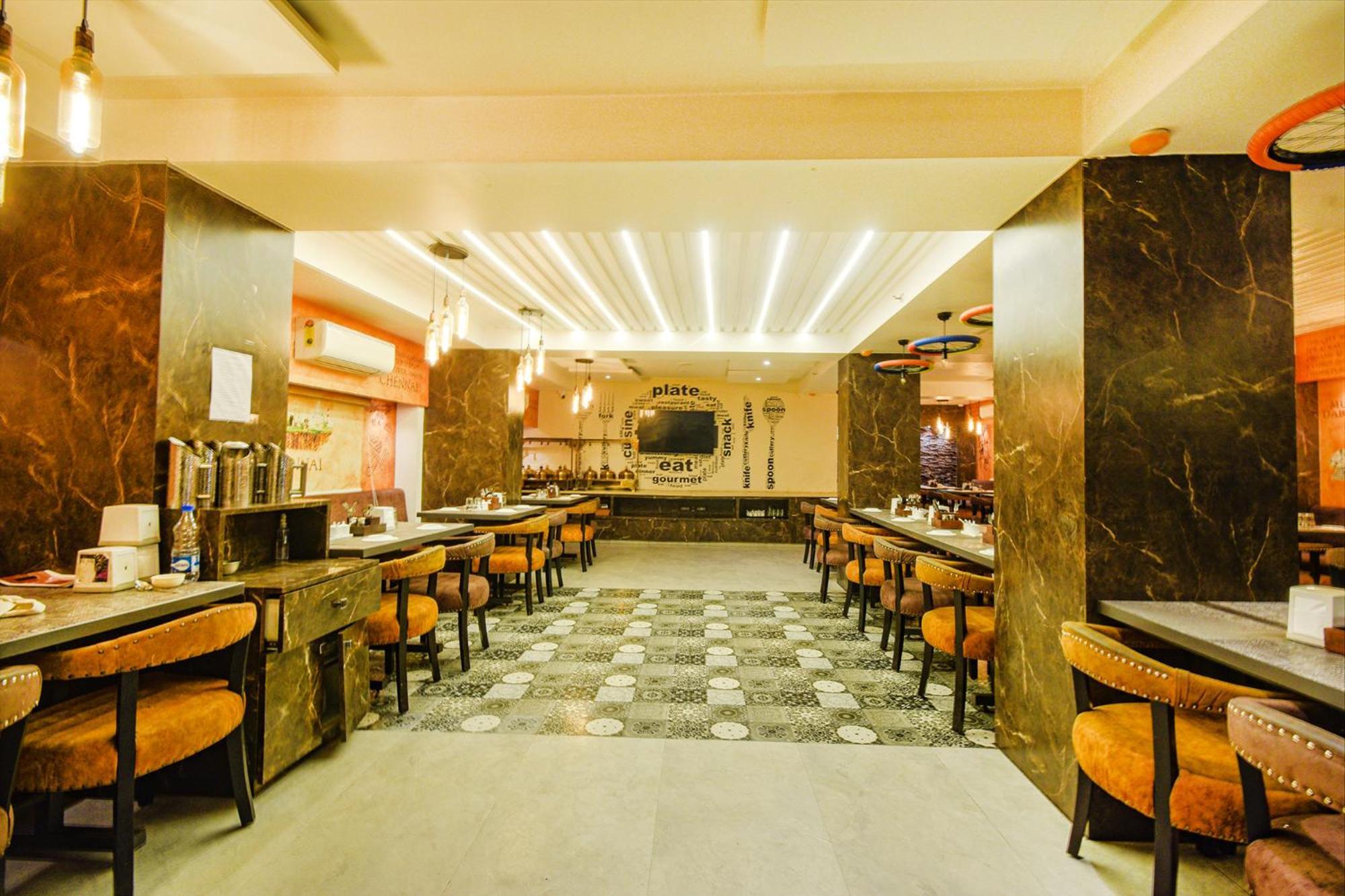 Treebo Premium Seven Lake View Hyderabad Exterior foto